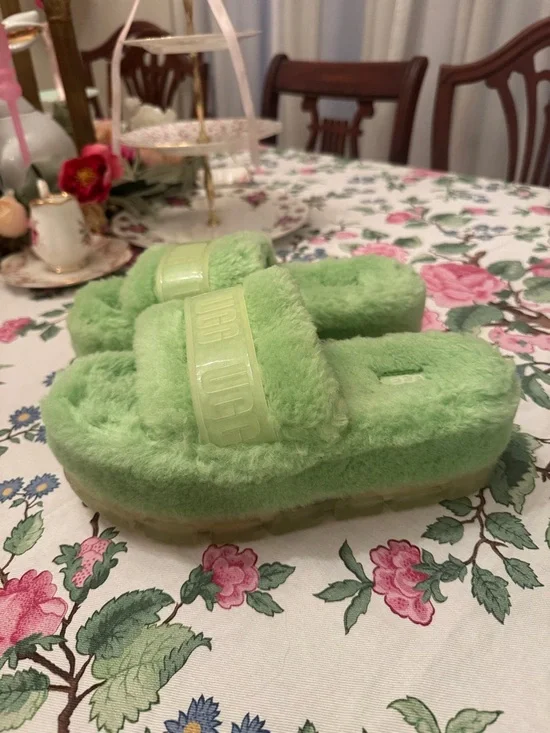 UGG Women's Fluffita platform slippers in parakeet green - Picture 2 of 9